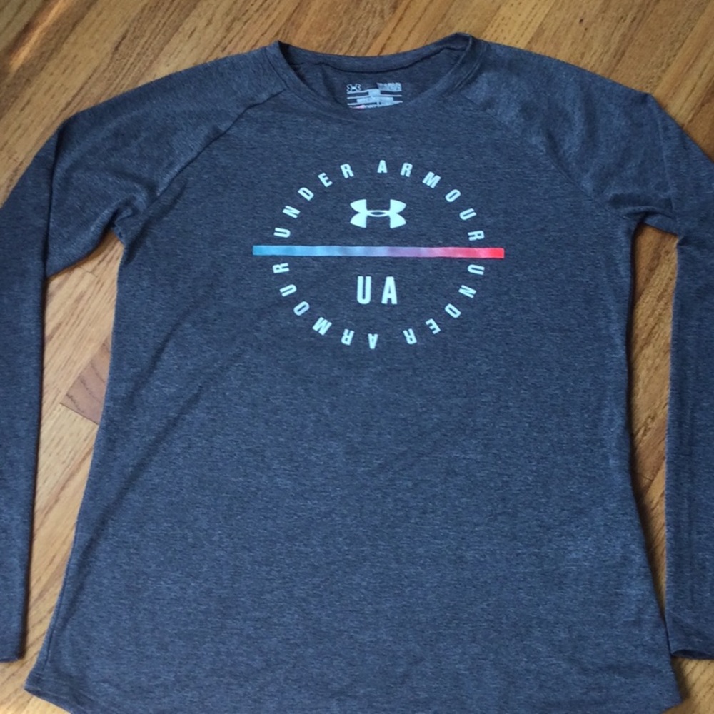 Under Armour long sleeve shirt size youth large